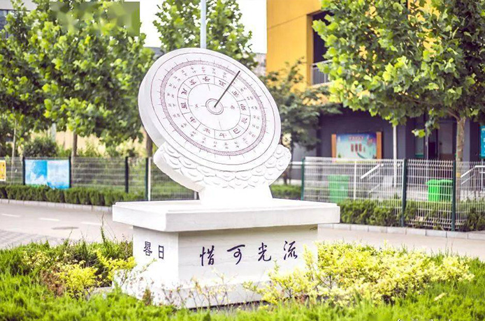 校園雕塑小品制作